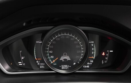 Volvo V40 Cross Country I, 2019 год, 1 450 000 рублей, 11 фотография