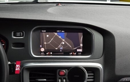 Volvo V40 Cross Country I, 2019 год, 1 450 000 рублей, 14 фотография