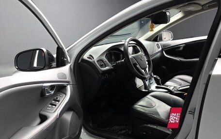 Volvo V40 Cross Country I, 2019 год, 1 450 000 рублей, 5 фотография