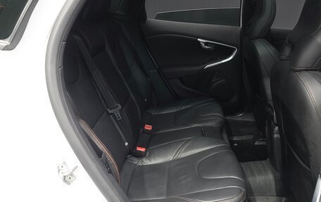 Volvo V40 Cross Country I, 2019 год, 1 450 000 рублей, 20 фотография