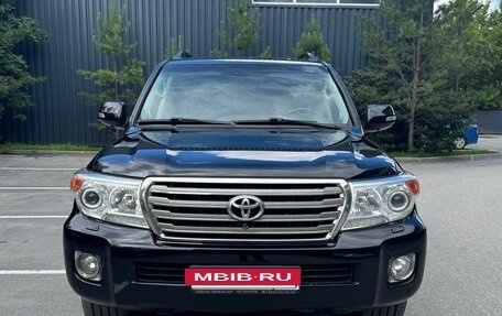 Toyota Land Cruiser 200, 2012 год, 3 900 000 рублей, 2 фотография