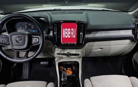Volvo XC40 I, 2024 год, 4 614 400 рублей, 4 фотография