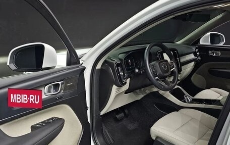 Volvo XC40 I, 2024 год, 4 614 400 рублей, 5 фотография