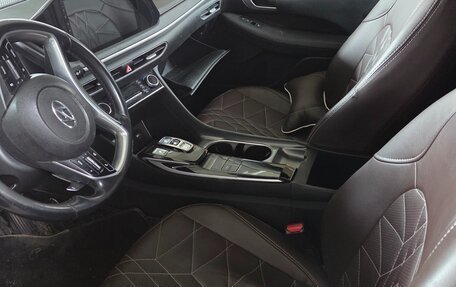 Hyundai Sonata VIII, 2021 год, 1 400 000 рублей, 5 фотография