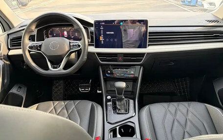 Volkswagen Tiguan II, 2023 год, 2 570 177 рублей, 8 фотография