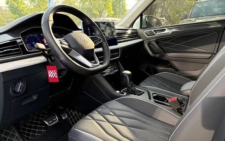 Volkswagen Tiguan II, 2023 год, 2 570 177 рублей, 7 фотография