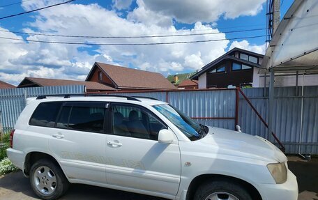Toyota Kluger I, 2002 год, 750 000 рублей, 2 фотография