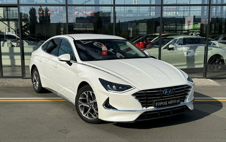 Hyundai Sonata VIII, 2021 год, 2 340 000 рублей, 3 фотография