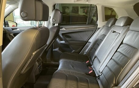 Volkswagen Tiguan II, 2020 год, 2 890 000 рублей, 8 фотография
