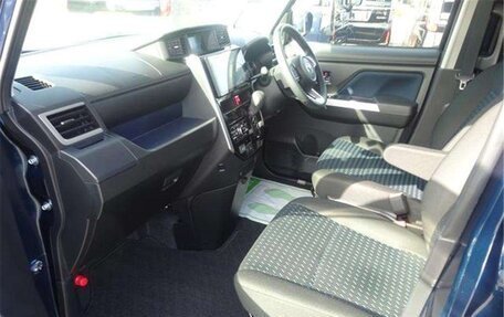 Toyota Roomy I, 2023 год, 1 050 000 рублей, 18 фотография