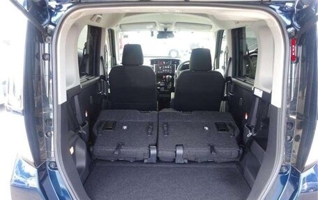 Toyota Roomy I, 2023 год, 1 050 000 рублей, 22 фотография