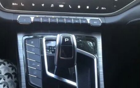 Geely Atlas, 2023 год, 2 600 000 рублей, 12 фотография