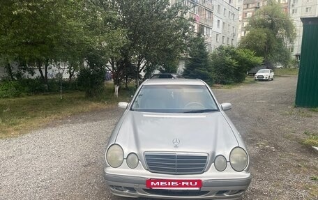 Mercedes-Benz E-Класс, 1999 год, 650 000 рублей, 4 фотография