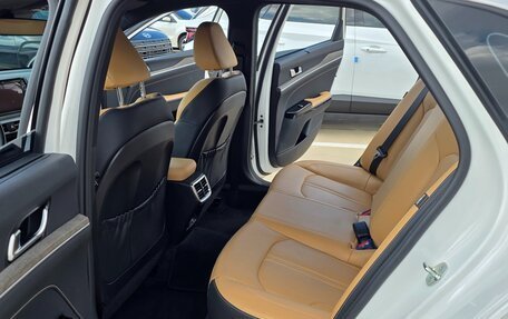 KIA K5, 2023 год, 3 370 017 рублей, 16 фотография