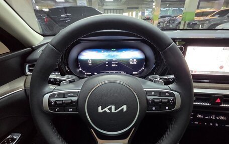 KIA K5, 2023 год, 1 880 017 рублей, 7 фотография