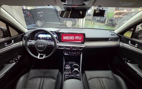 KIA K5, 2023 год, 1 880 017 рублей, 6 фотография