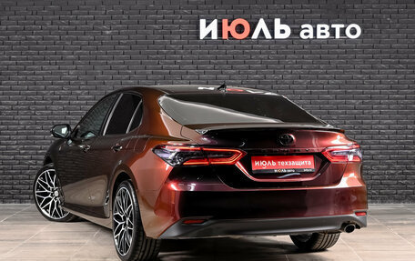 Toyota Camry, 2018 год, 2 860 000 рублей, 7 фотография