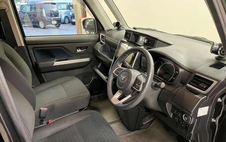 Toyota Roomy I, 2023 год, 850 000 рублей, 9 фотография