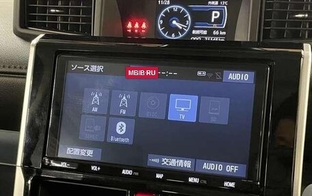 Toyota Roomy I, 2023 год, 850 000 рублей, 12 фотография