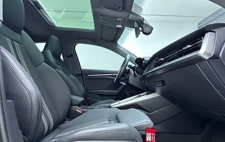 Audi A3, 2022 год, 2 200 000 рублей, 13 фотография