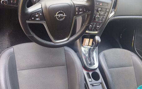Opel Astra J, 2010 год, 870 000 рублей, 5 фотография