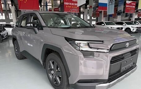 Toyota RAV4, 2026 год, 4 245 000 рублей, 1 фотография
