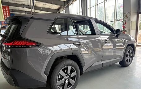 Toyota RAV4, 2026 год, 4 245 000 рублей, 8 фотография