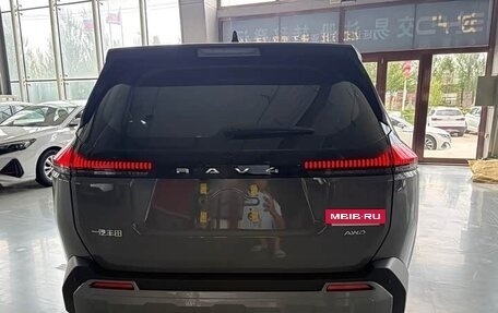 Toyota RAV4, 2026 год, 4 245 000 рублей, 6 фотография