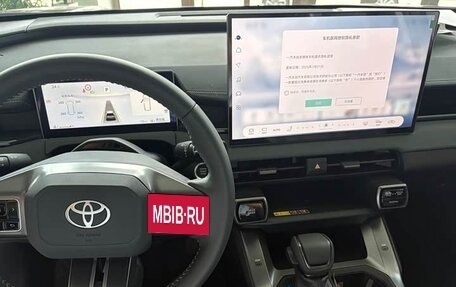 Toyota RAV4, 2026 год, 4 245 000 рублей, 16 фотография