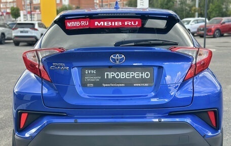 Toyota C-HR I рестайлинг, 2019 год, 2 590 000 рублей, 7 фотография