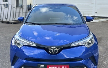 Toyota C-HR I рестайлинг, 2019 год, 2 590 000 рублей, 2 фотография