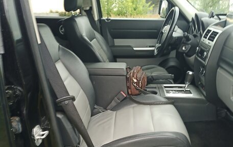Dodge Nitro, 2011 год, 799 000 рублей, 7 фотография