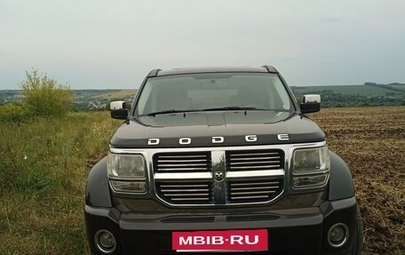 Dodge Nitro, 2011 год, 799 000 рублей, 2 фотография