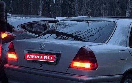 Mercedes-Benz C-Класс, 1994 год, 210 000 рублей, 2 фотография