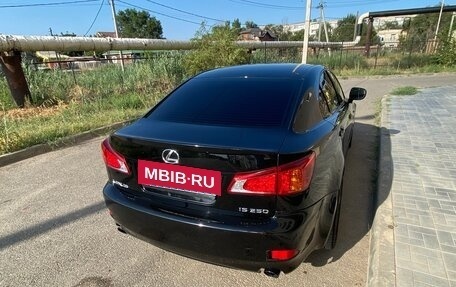 Lexus IS II рестайлинг 2, 2007 год, 1 250 000 рублей, 23 фотография