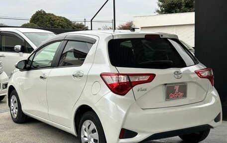 Toyota Vitz, 2018 год, 670 000 рублей, 6 фотография