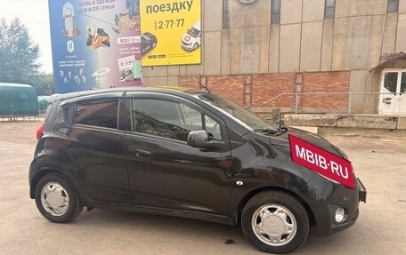 Chevrolet Spark III, 2013 год, 560 000 рублей, 4 фотография
