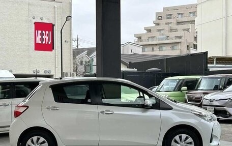 Toyota Vitz, 2018 год, 670 000 рублей, 3 фотография