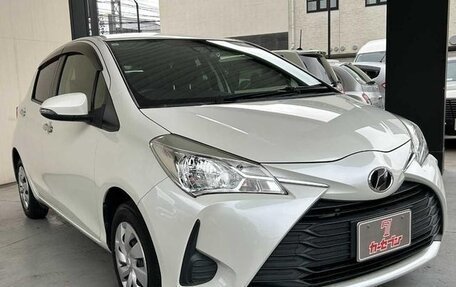 Toyota Vitz, 2018 год, 670 000 рублей, 12 фотография