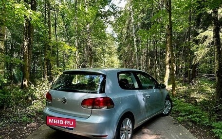 Volkswagen Golf VI, 2010 год, 560 000 рублей, 2 фотография