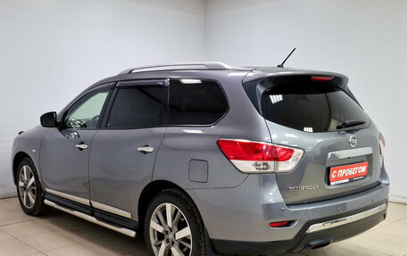 Nissan Pathfinder, 2015 год, 1 780 000 рублей, 9 фотография