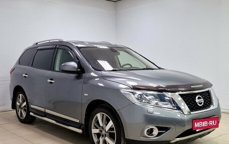 Nissan Pathfinder, 2015 год, 1 780 000 рублей, 6 фотография