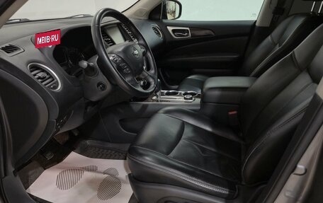 Nissan Pathfinder, 2015 год, 1 780 000 рублей, 13 фотография