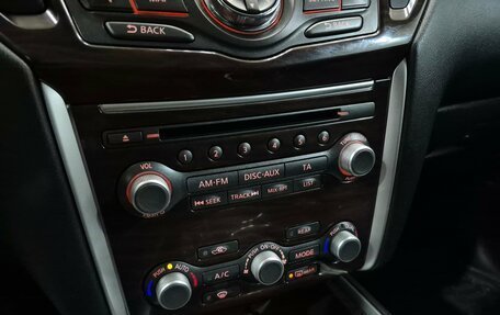 Nissan Pathfinder, 2015 год, 1 780 000 рублей, 24 фотография
