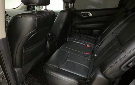 Nissan Pathfinder, 2015 год, 1 780 000 рублей, 19 фотография