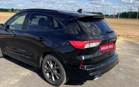 Ford Kuga III, 2021 год, 1 700 000 рублей, 3 фотография