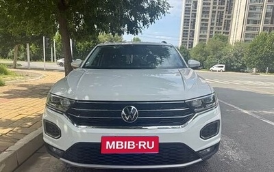 Volkswagen T-Roc I, 2022 год, 1 507 000 рублей, 1 фотография