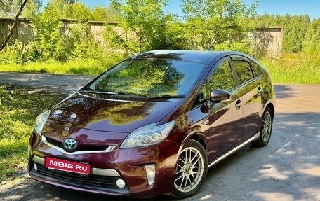 Toyota Prius, 2014 год, 1 229 000 рублей, 1 фотография