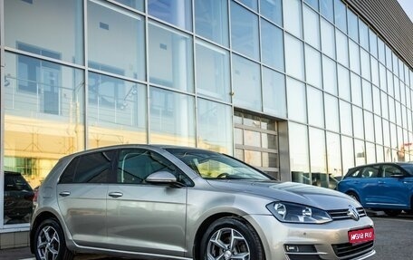 Volkswagen Golf VII, 2013 год, 998 000 рублей, 1 фотография
