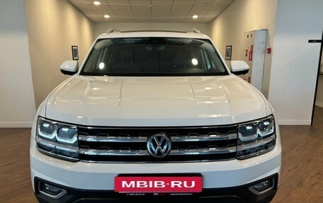 Volkswagen Teramont I, 2018 год, 3 600 000 рублей, 2 фотография